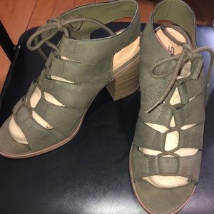 Olive chunky strap up heels